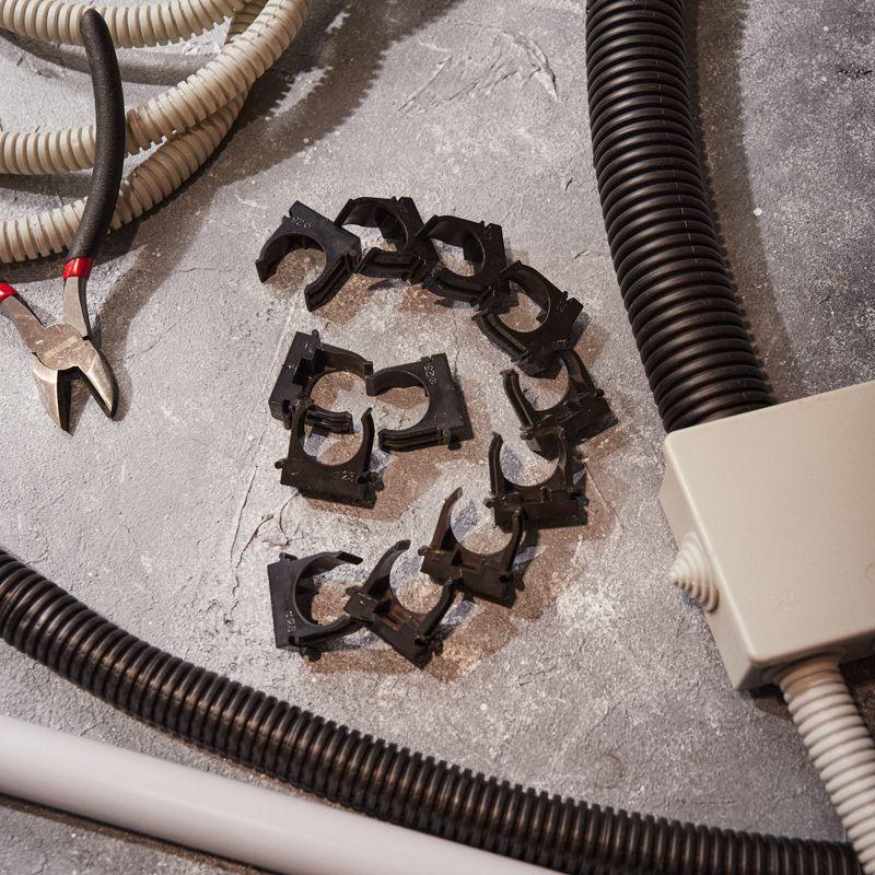  Держатель для труб (клипса) d25мм для монтажн. пистолета черн. Rexant 28-0425-2 фото в каталоге от BTSprom.by