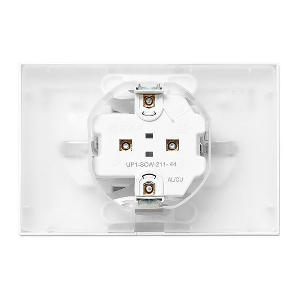  Розетка 2-м СП Эпика 16А IP44 с заземл. защ. шторки с рамкой с крышками механизм бел. EKF UP1-SOW-211-44 фото в каталоге от BTSprom.by