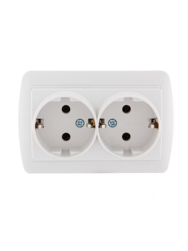 розетка 2-м оп demet 16а ip20 с заземл. закрыт. корпус керамика бел. lezard 711-0200-127 от BTSprom.by розетка 2-м оп demet 16а ip20 с заземл. закрыт. корпус керамика бел. lezard 711-0200-127 от BTSprom.by