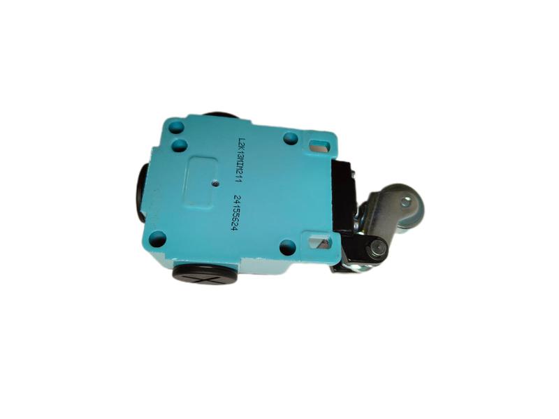  Выключатель концевой быстрого переключения угловой 1-но направленный с алюм. консолью и стальным роликом Ф22мм 1НО+1НЗ EMAS L2K13MIM211 фото в каталоге от BTSprom.by