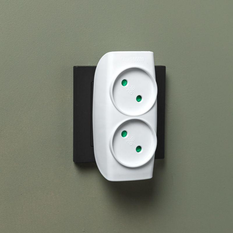  Разветвитель 2-м без заземл. 10А бел. Rexant 11-1074 фото в каталоге от BTSprom.by