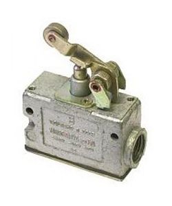 микровыключатель мп 1306 у2 исп.01 ip54 рычаг с роликом комбинир. винт электротехник et006824 от BTSprom.by