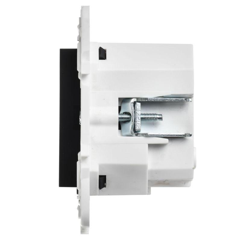  Розетка SKANDY 18Вт 16А с заземл. защ. шторки с USB C SK-R17T титан IEK SK-R14-16-U14-018-K48 фото в каталоге от BTSprom.by