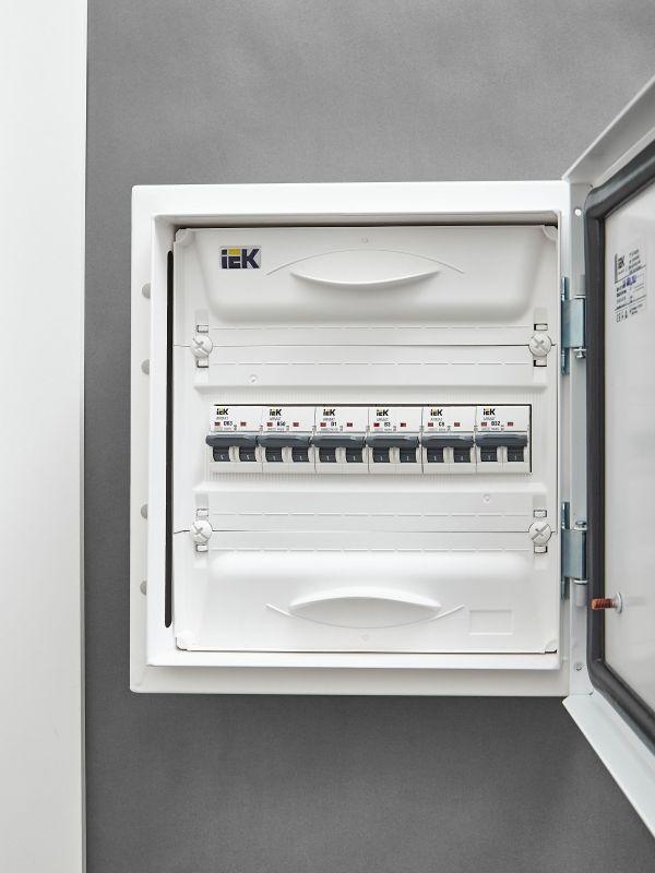  Выключатель автоматический модульный 2п B 3А M06N ARMAT IEK AR-M06N-2-B003 фото в каталоге от BTSprom.by