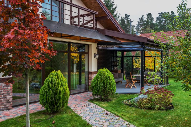  Светильник Albion 1х60Вт E27 IP44 бра настен. Maytoni O413WL-01GB1 фото в каталоге от BTSprom.by