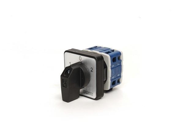 переключатель управления двигателем однофазный (1-0-2) 16а emas psa016ms134s от BTSprom.by