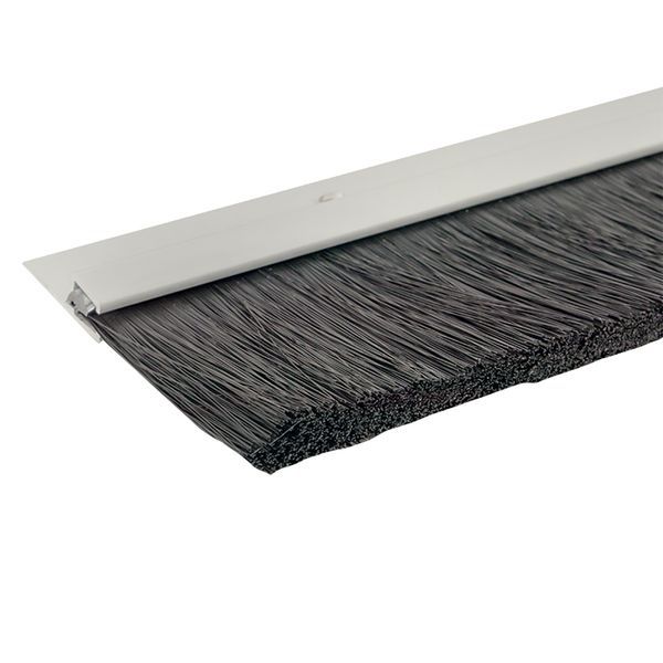  Буртик щеточный на алюм. держателе 300х45 (уп.2шт) Basic EKF BSCE3045C фото в каталоге от BTSprom.by