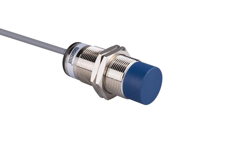 переключатель емкостной безконтактный ip65 30мм с разъемом emas scm30nm1pc2 от BTSprom.by