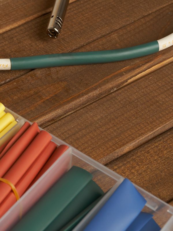  Набор трубок термоусадочных нг-LS 2/1-4/2-6/3-8/4-10/5-12/6 100мм 6 цветов бокс IEK UDR10-002-012-105-B фото в каталоге от BTSprom.by