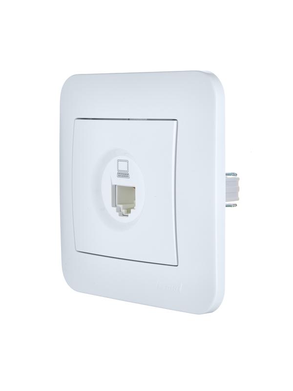  Розетка компьютерная 1-м СП ASTI IP20 RJ45 в сборе Cat 5e бел. LEZARD 7081-0202-139 фото в каталоге от BTSprom.by