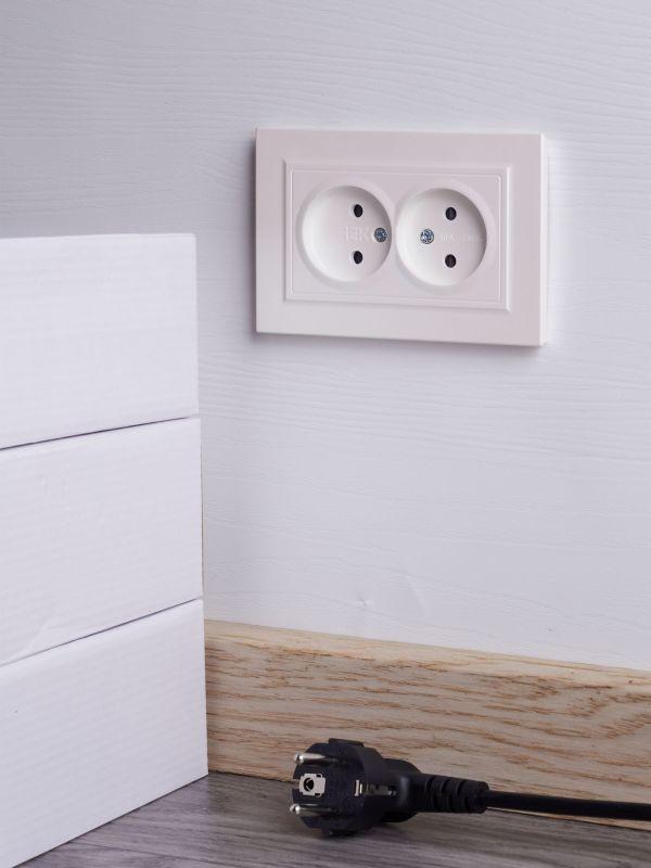  Розетка 2-м СП BRITE РСш12-2-БрЖ 10А в сборе без заземл. защ. шторки жемчуж. IEK BR-R23-10-K36-F фото в каталоге от BTSprom.by