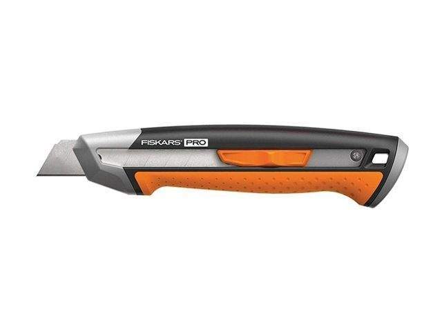 нож с выдвижным, сменным лезвием18мм carbonmax fiskars 1027227 от BTSprom.by