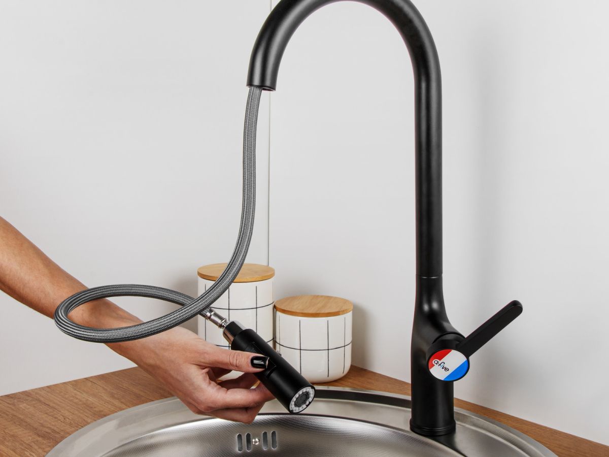  Смеситель для кухни (Lt) D35, серия Lotus черный, a-five (J-излив: длина 208 мм, высота 285 мм, вытягивающийся двухрежимный) A5-0625 фото в каталоге от BTSprom.by