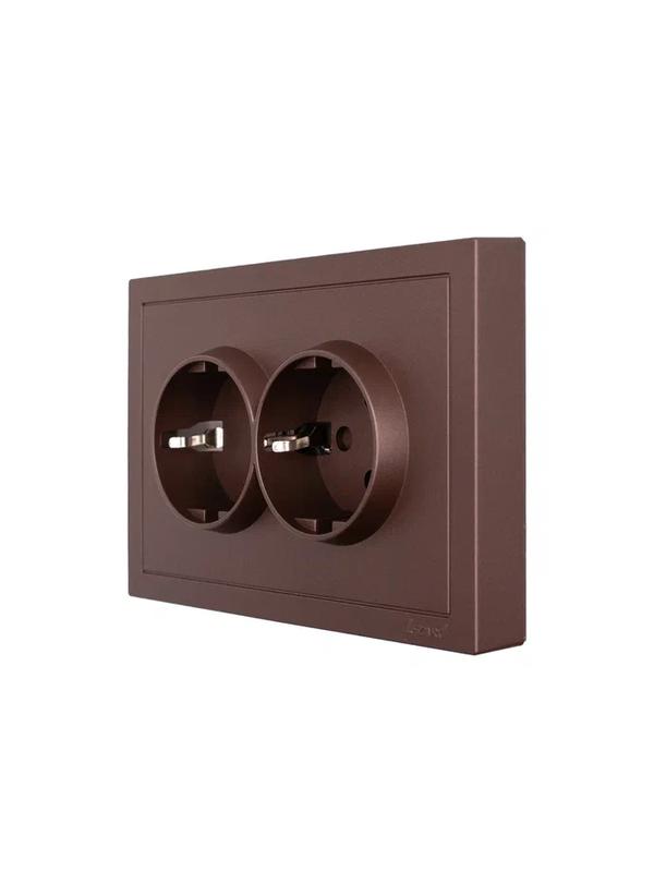  Розетка 2-мест. с/з СП ZIMA IP20 16А ПБТ безвинт. зажим шоколад LEZARD 704-7300-127BQC фото в каталоге от BTSprom.by