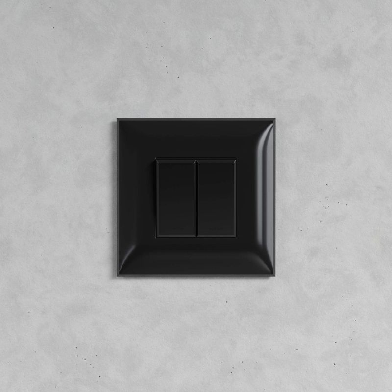  Переключатель 2-кл. 2мод. СП Avanti "Черный квадрат" 16А черн. DKC 4402114 фото в каталоге от BTSprom.by