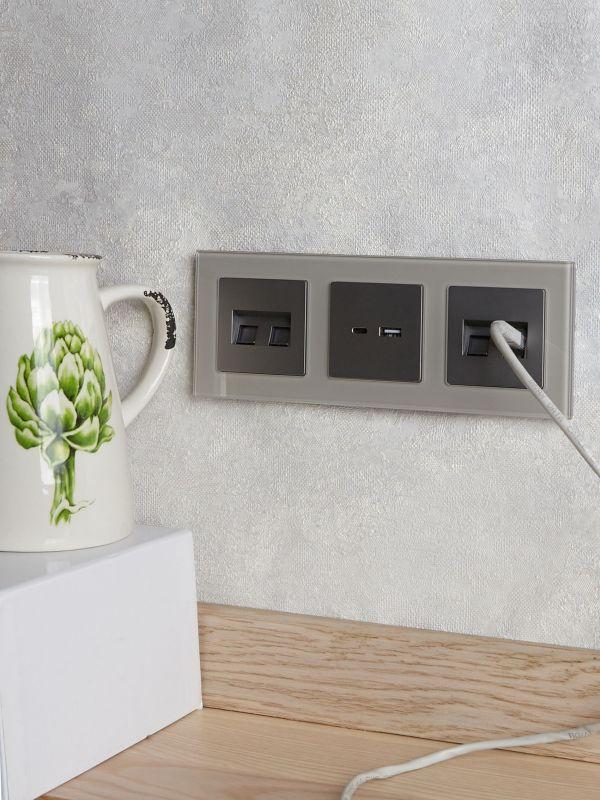  Розетка компьютерная двойн. СП RJ45 кат.6 BRITE РК11-2-БрС механизм сталь IEK BR-K20-2-K46 фото в каталоге от BTSprom.by