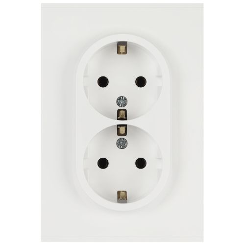 розетка 2-м сп arktik 16а ip20 250в с заземл. со шторками бел. матов. эра б0070461 от BTSprom.by