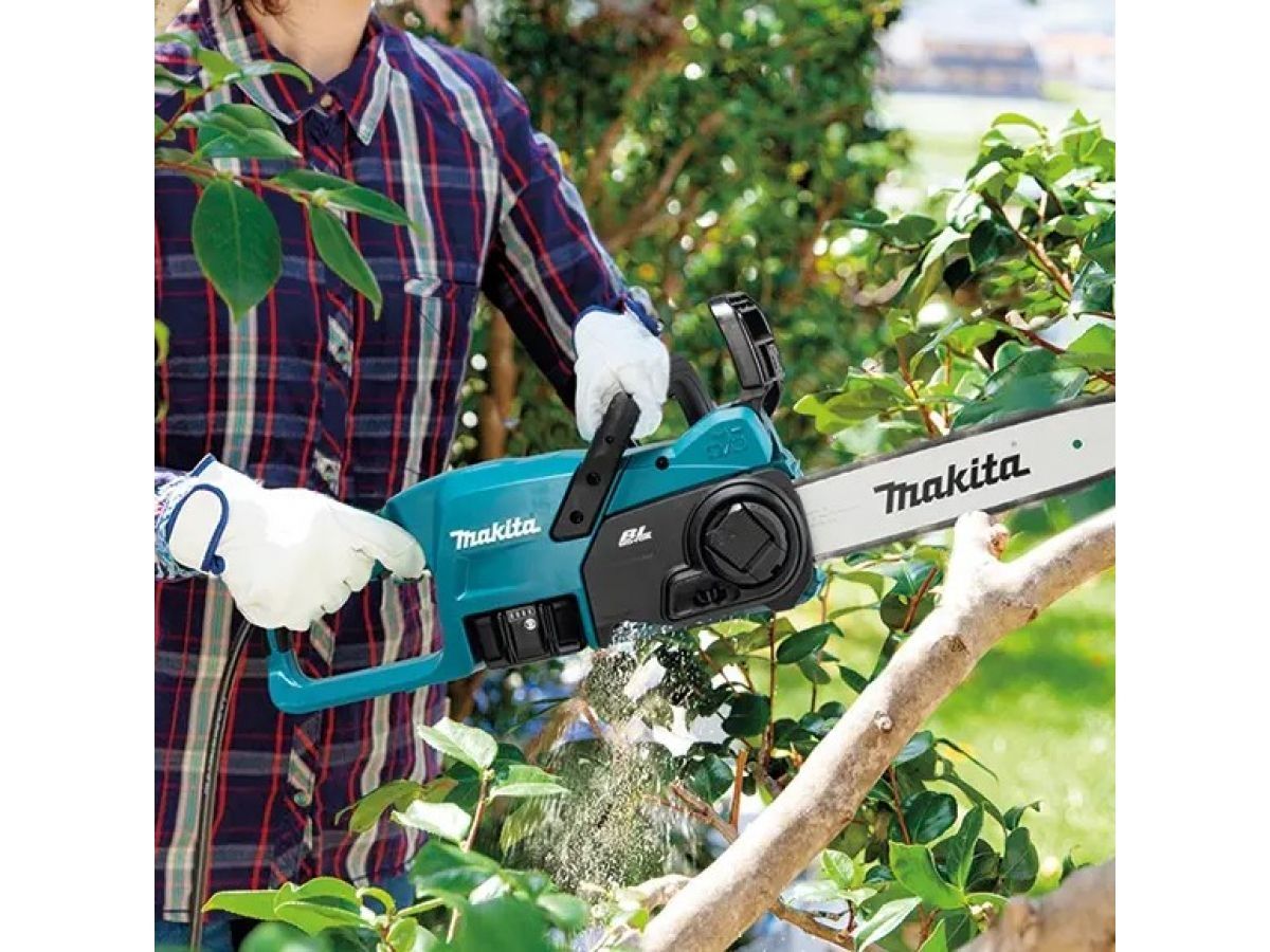 Аккум. пила цепная MAKITA LXT DUC 407 RT шина 40 см (16"), 3/8, 1.1 мм (18.0 В1 акк.5.0 А/ч Li-Ion) DUC407RT фото в каталоге от BTSprom.by