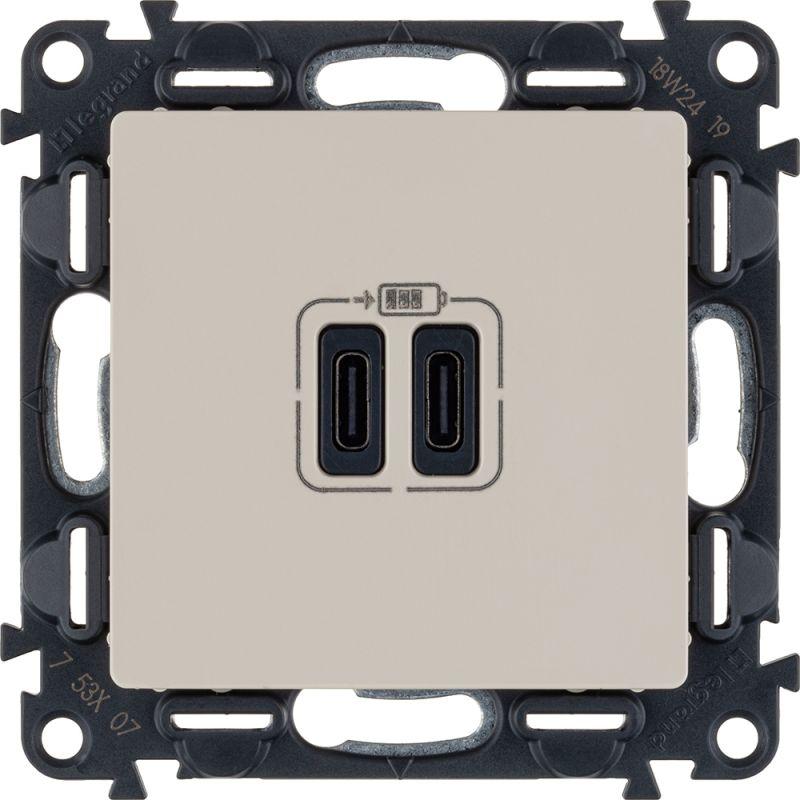 устройство зарядное valena life с 2-мя usb-разъемами тип c-тип c 240в/5в 3000ма с лиц. панелью сл. кость leg 753207 от BTSprom.by