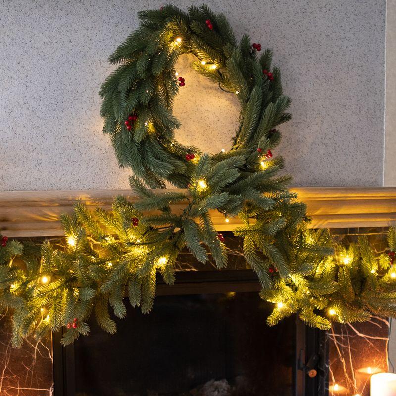  Венок еловый с ягодами и гирляндой d45см 20LED тепл. бел. 0.1Вт IP20 литой элементы питания 2хAA Neon-Night 307-150 фото в каталоге от BTSprom.by