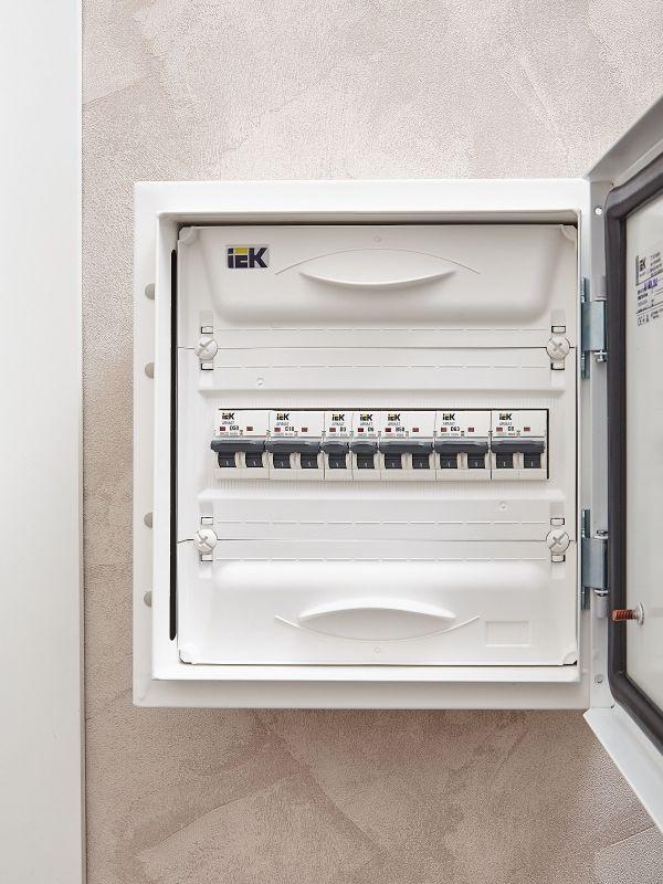  Выключатель автоматический модульный 1п D 6А M06N ARMAT IEK AR-M06N-1-D006 фото в каталоге от BTSprom.by