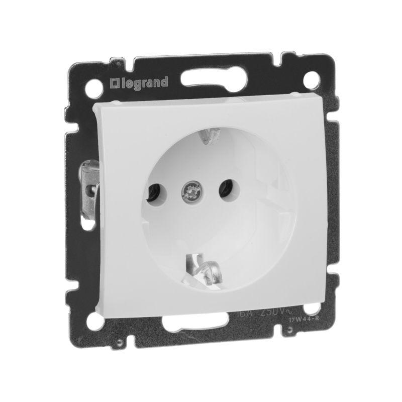 розетка 1-м сп valena 16а ip21 с заземл. на винтах механизм бел. iek 774420 от BTSprom.by
