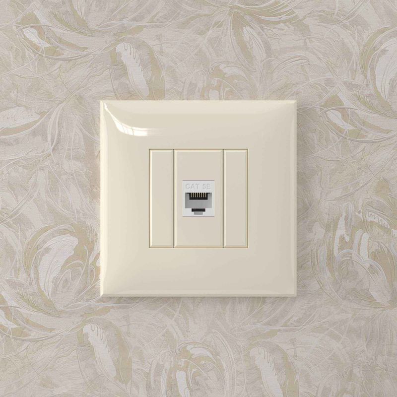  Розетка компьютерная 1-м СП Avanti "Ванильная дымка" RJ45 кат.5E без шторок механизм DKC 4405663 фото в каталоге от BTSprom.by