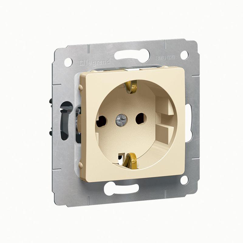 розетка 1-м сп cariva 16а ip20 250в 2p+e с заземл. защ. шторки механизм сл. кость leg 773721 от BTSprom.by