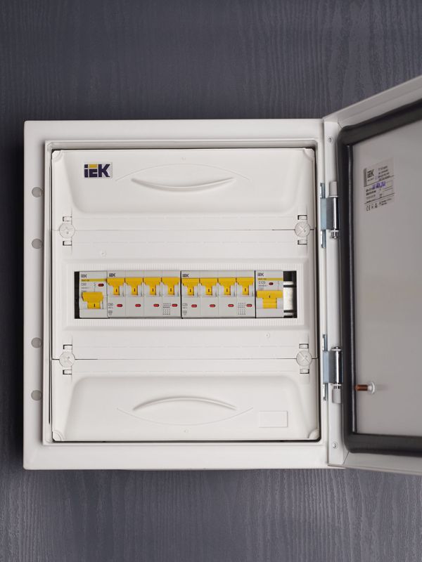  Выключатель автоматический модульный 4п C 50А 6кА ВА47-60M KARAT IEK MVA31-4-050-C фото в каталоге от BTSprom.by