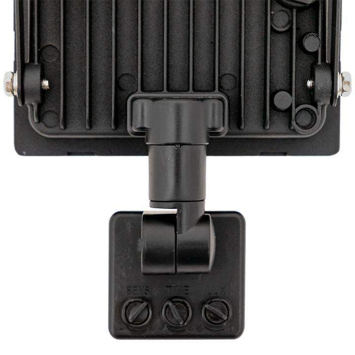  Прожектор светодиодный СДО-3003 30Вт 6500К IP54 с инфракрасным датчиком движения EKF FLL-3003-30D-6500 фото в каталоге от BTSprom.by