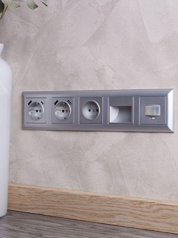  Рамка 5-м BRITE РУ-5-Бр алюм./алюм. IEK BR-M52-12-K47 фото в каталоге от BTSprom.by