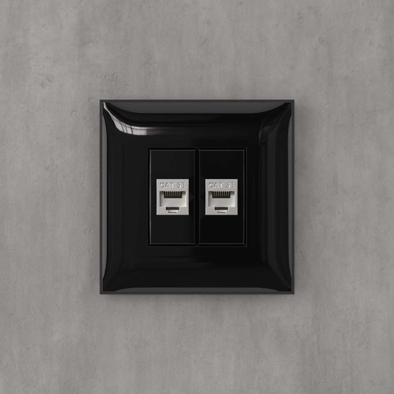  Розетка компьютерная 2-м СП Avanti "Черный квадрат" RJ45 кат.5E без шторок экранир. механизм DKC 4402764 фото в каталоге от BTSprom.by