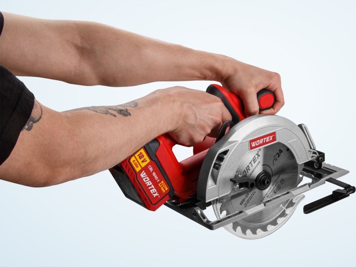  Аккум. циркулярная пила WORTEX CCS 1819-1 в кор. ALL1 XLT SOLO, БЕСЩЕТ., 18 В, 185 мм, до 63 мм (БЕЗ АККУМУЛЯТОРА И ЗУ) 1329532 фото в каталоге от BTSprom.by
