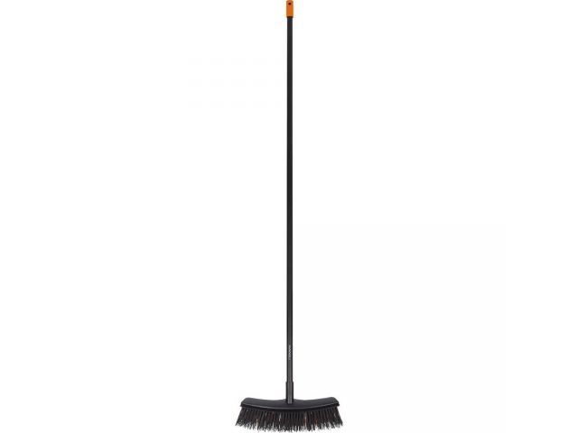 метла большая solid fiskars 1025926 от BTSprom.by