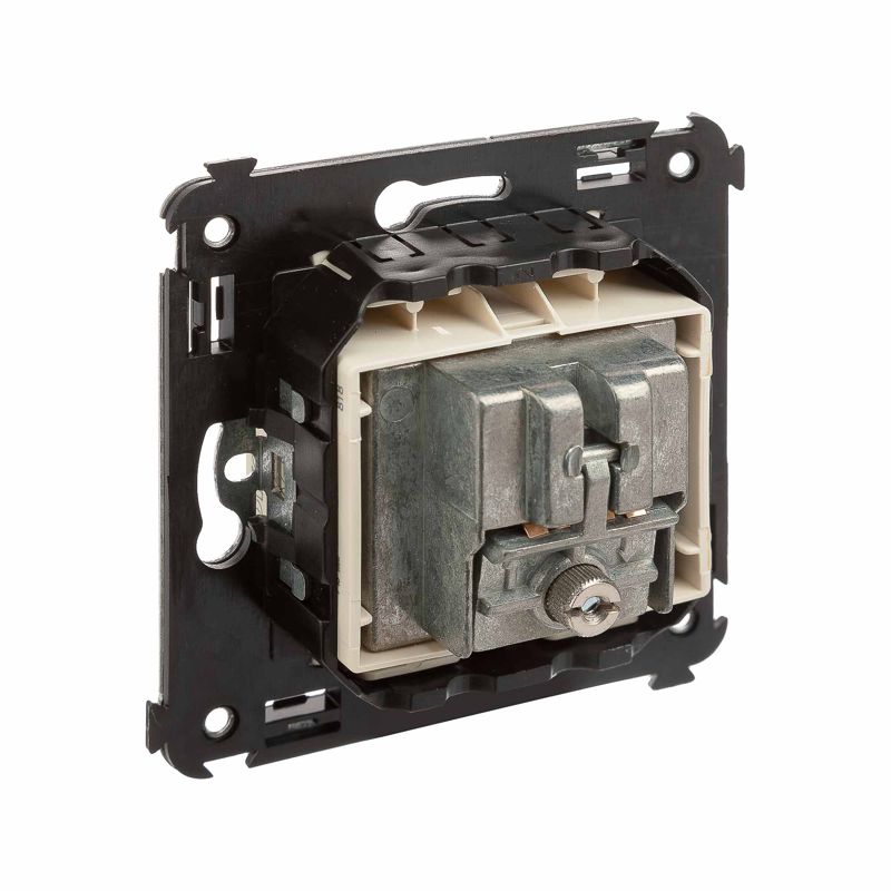  Розетка телевизионная TV/FM/SAT СП Avanti "Ванильная дымка" DKC 4405533 фото в каталоге от BTSprom.by