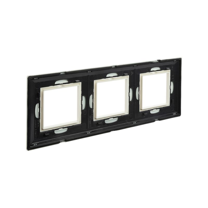  Рамка 3-м 6мод. Avanti метал. бел. DKC 4400856 фото в каталоге от BTSprom.by