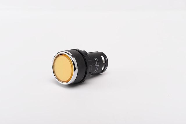 кнопка нажимная моноблочная 22мм ip 40 1но+1нз emas mb102ds от BTSprom.by