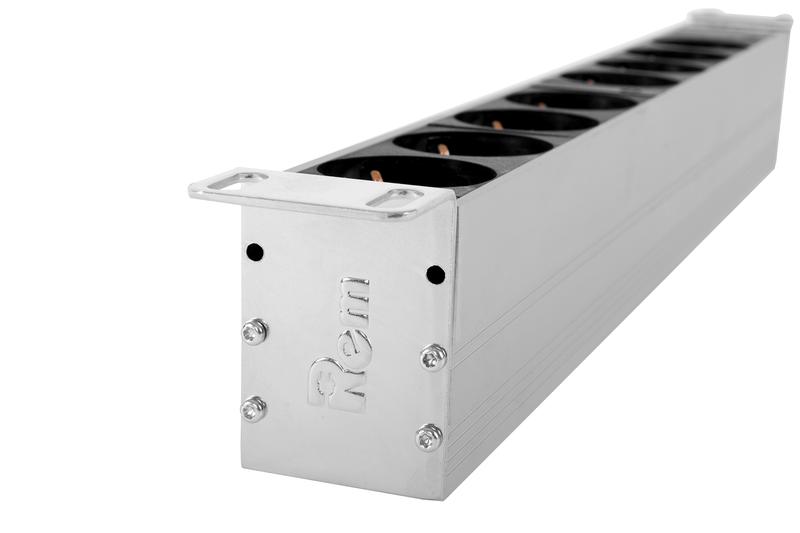  Блок распределения питания R-32-8S-I-440-K 8хSchuko 32А IP20 базов. горизонт. клем. колодка Rem 1478030 фото в каталоге от BTSprom.by