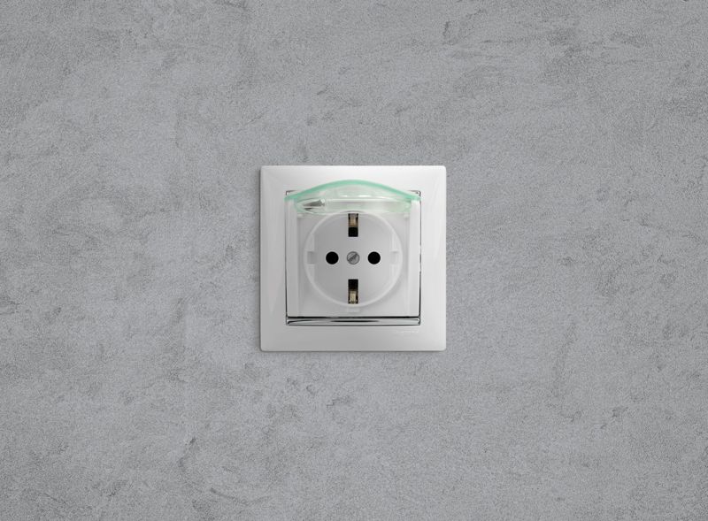  Розетка 1-м СП Valena 16А IP44 2P+E с заземл. защ. шторки с крышкой немецк. стандарт механизм бел. IEK 774220 фото в каталоге от BTSprom.by