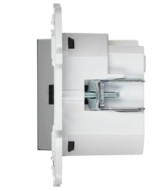  Розетка SKANDY 18Вт 16А с заземл. защ. шторки с USB C SK-R17N никель IEK SK-R14-16-U14-018-K50 фото в каталоге от BTSprom.by