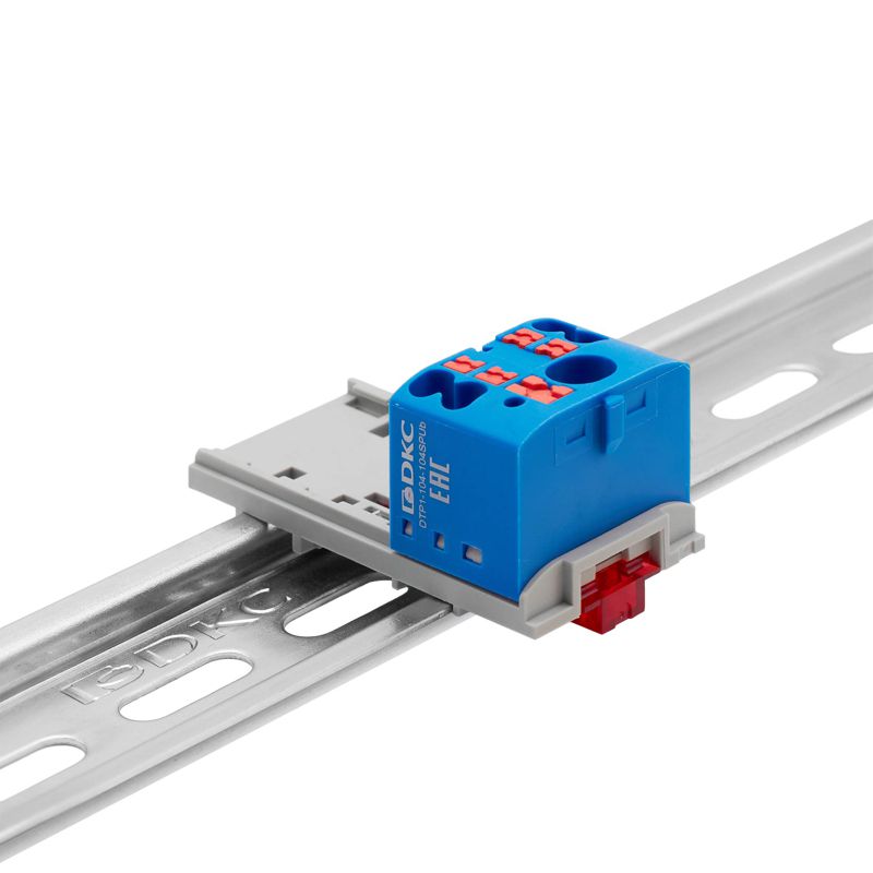 блок распределительный с вертикал. адаптером на рейки шир. 15/35мм зажим push-in 1 ввод 6кв.мм 4 точки подключения 2.5кв.мм син. dkc dtp1-104-104spub-v от BTSprom.by