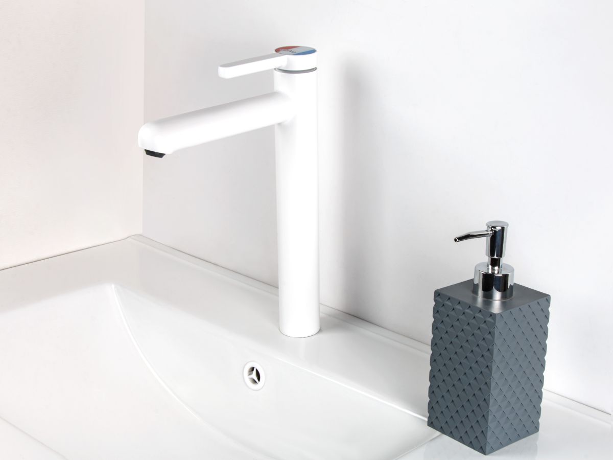  Смеситель для умывальника (Lt) D35, серия Lotus белый, a-five (Излив: длина 206 мм, высота 227 мм, монолитный) A5-0720 фото в каталоге от BTSprom.by