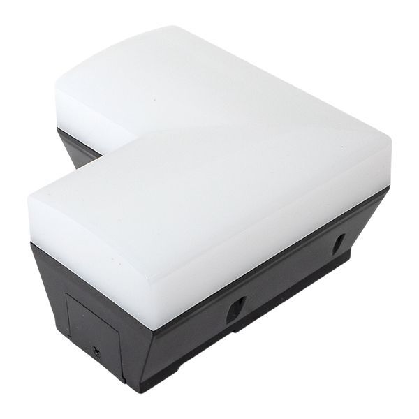  Коннектор фигурный для светодиод. линейных светильников ДБО-L 8Вт 6500К IP20 черн. LUMA EKF LBL-L-8-B-6500 фото в каталоге от BTSprom.by