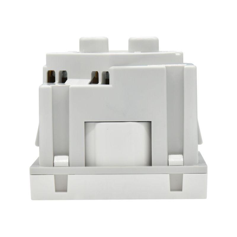  Розетка PRIMER 45град. с заземл. защ. шторки винт. зажим РКС-20-30-П-45 бел. IEK PR-KK40D-RSZH-2-2-45-K01 фото в каталоге от BTSprom.by