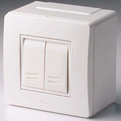 коробка с выключателем 2-кл. 2мод. оп brava 10а ip20 pdd-n60 бел. dkc 10001 от BTSprom.by