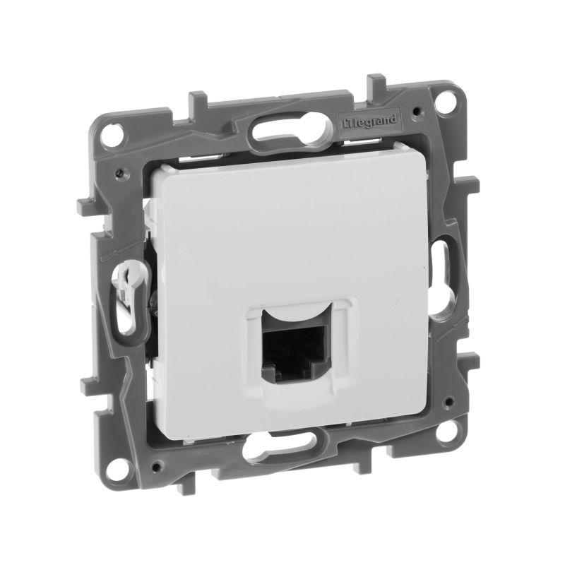 розетка компьютерная 1-м сп etika rj45 кат.5e utp механизм бел. iek 672241 от BTSprom.by