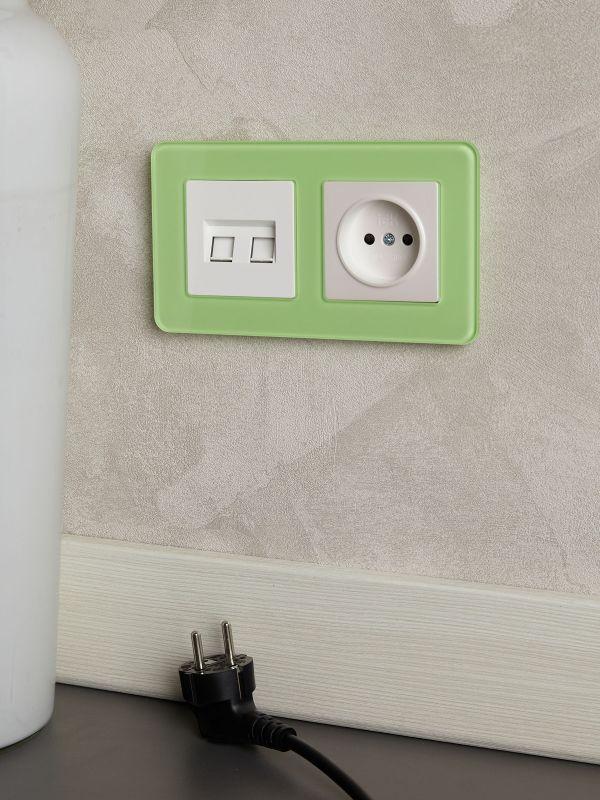  Рамка 2-м BRITE РУ-2-2-Бр стекло эко грин RE IEK BR-M22-G-41-K06 фото в каталоге от BTSprom.by