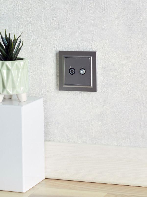  Рамка 1-м IP44 BRITE РУ-1-БрС-44 сталь IEK BR-M12-44-K46 фото в каталоге от BTSprom.by