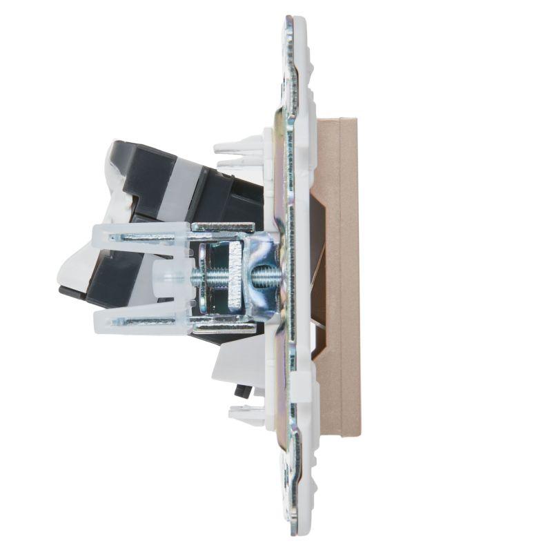  Розетка компьютерная RJ45 кат.5E SKANDY SK-K01Sa песочн. IEK SK-K10-1-K98 фото в каталоге от BTSprom.by