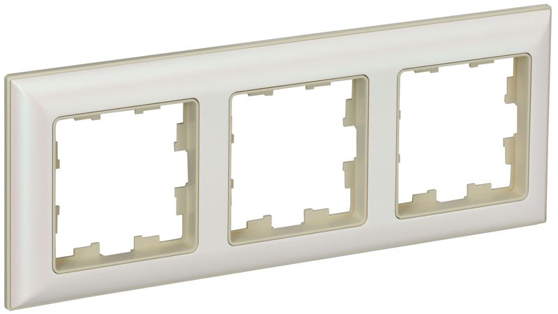 рамка 3-м brite ру-3-бр беж./жемчуж. iek br-m32-12-1-k10 от BTSprom.by